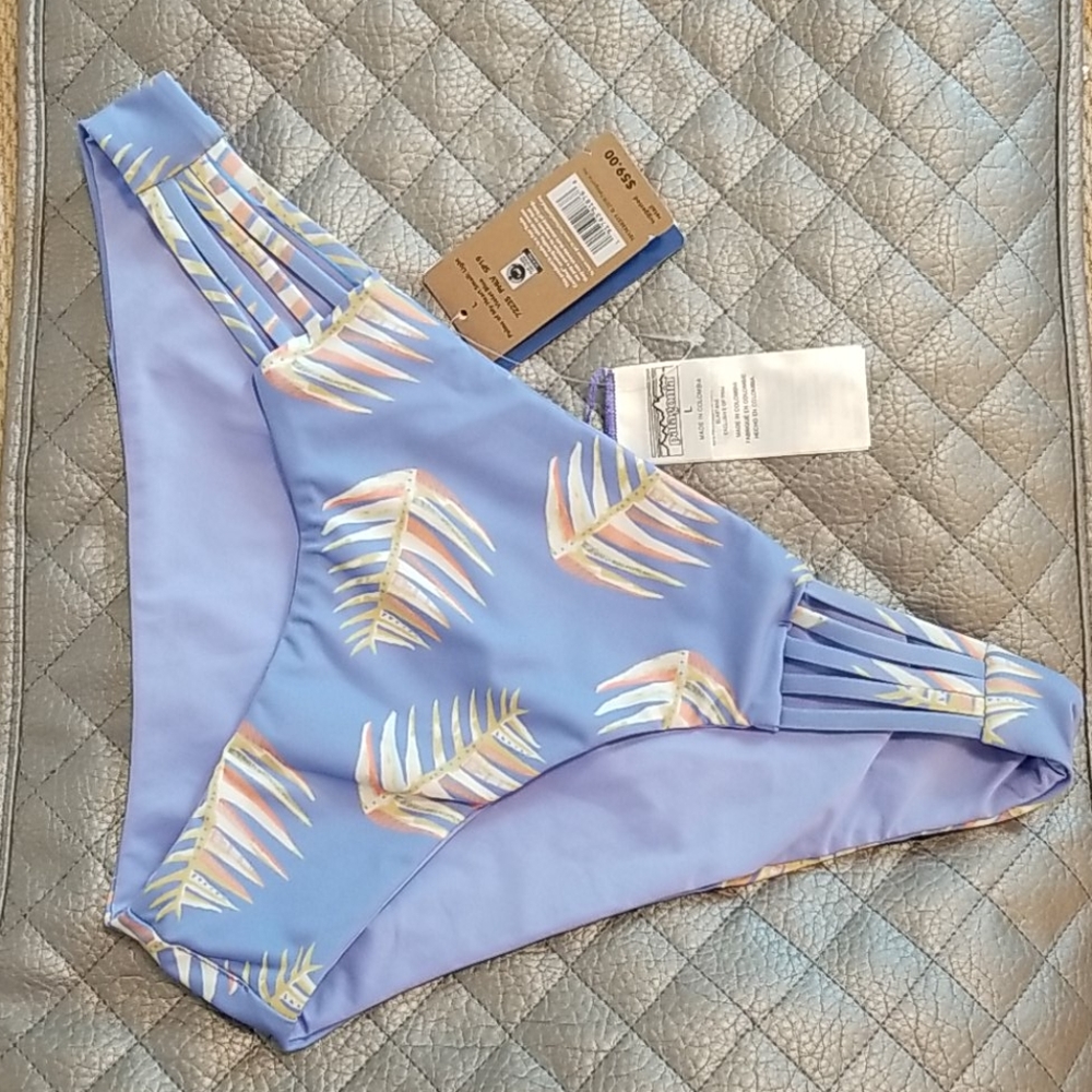 Patagonia seaglass bay bottoms